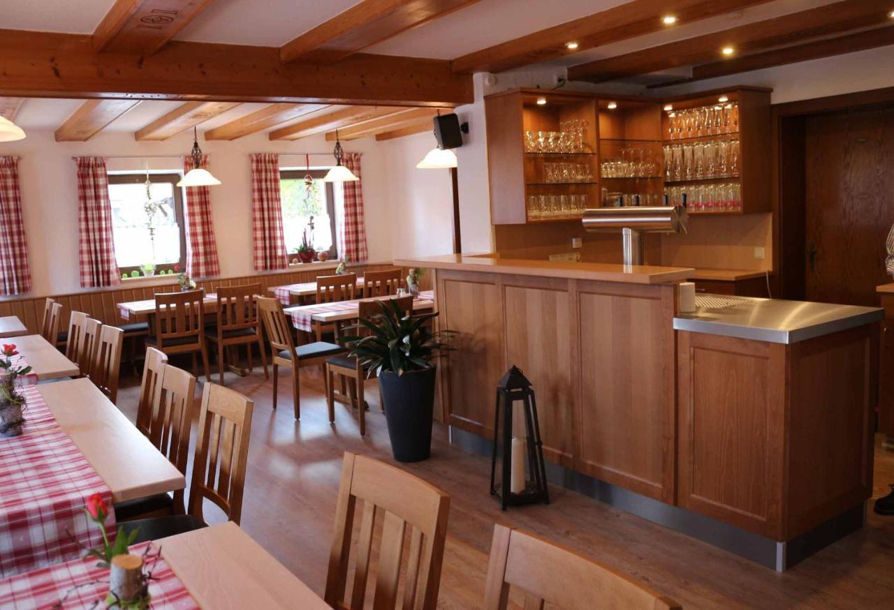 Gasthof Gruener Baum Oberlangfurth Extérieur photo